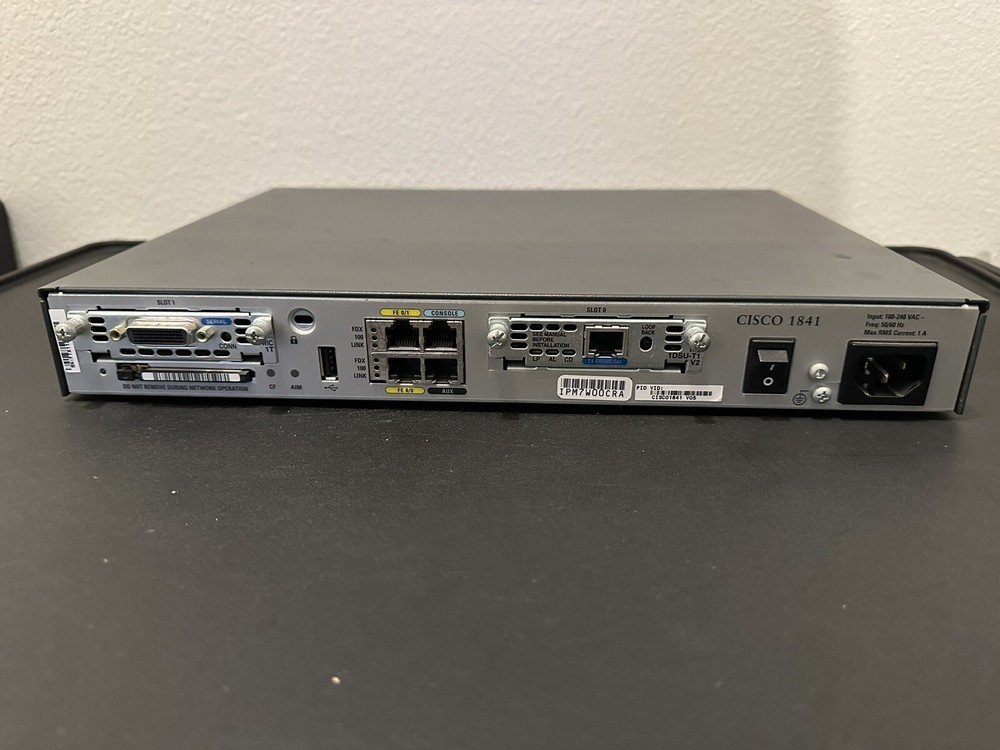 Cisco 1841/K9 V05 Router ADVENTERPRISE IOS 15.1 w/128MB Flash + 2 WIC Modules