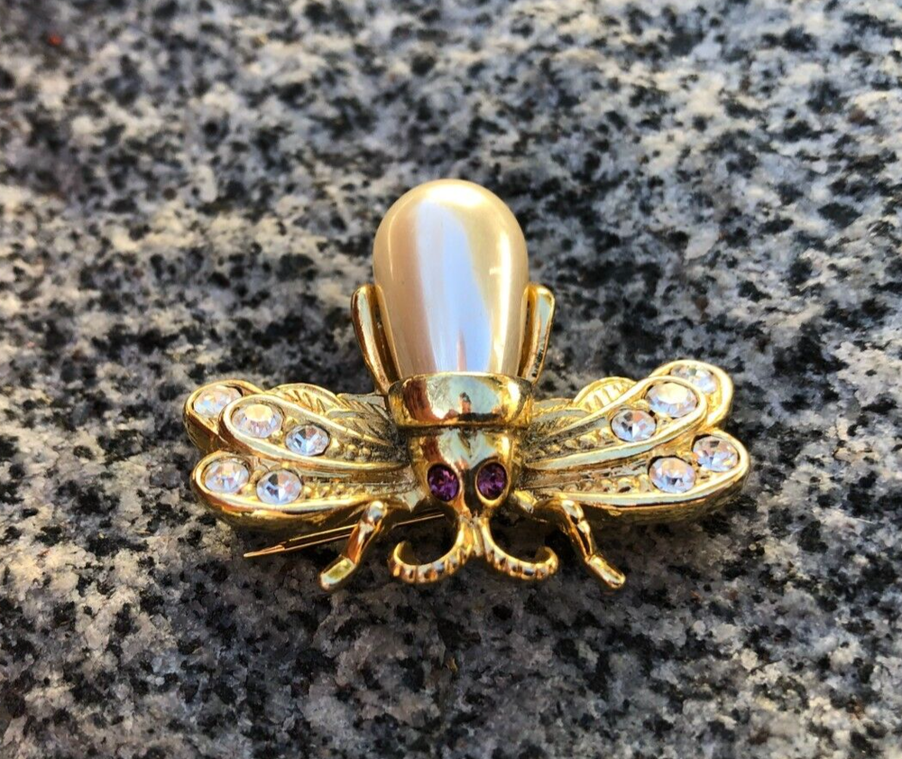 Vintage Roman Signed Gold Tone Bee Brooch with Jelly Belly Faux Pearl Accents