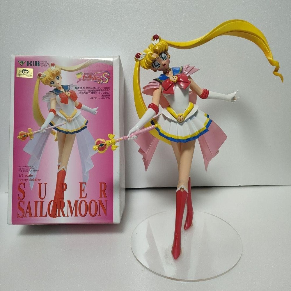 Super Sailor Moon Anime Character Figure B-CLUB height 28 cm 1/6 Scale
