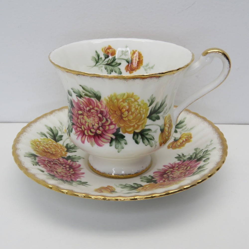 Paragon Fine Bone China England Tea Cup & Saucer Pink & Yellow Chrysanthemum