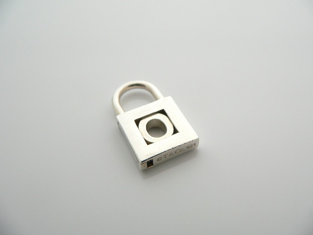 Tiffany & Co Silver Alphabet O Padlock Pendant Charm 4 Necklace Bracelet Gift