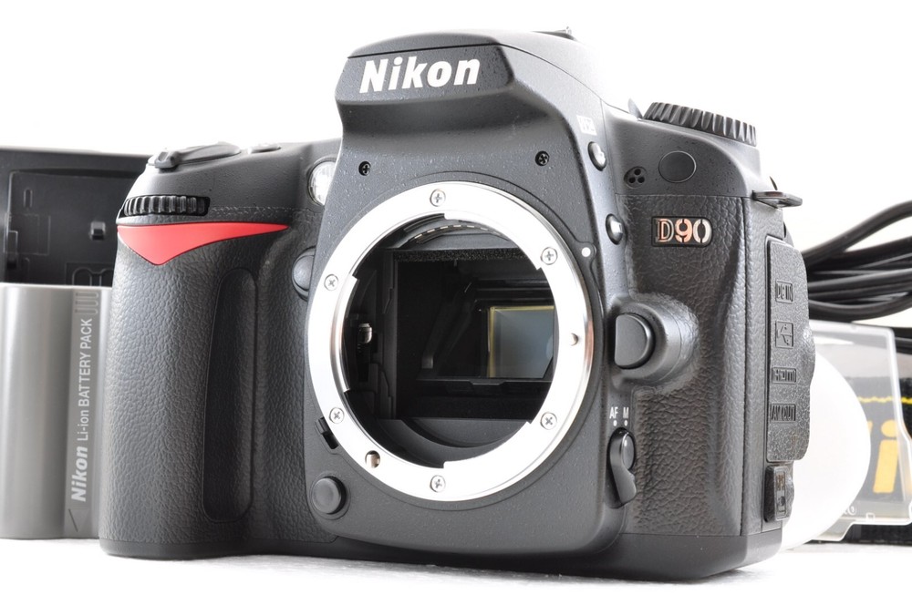 Nikon D90 12.3MP Digital SLR Camera Black SC1160 Top Mint From Japan #2649