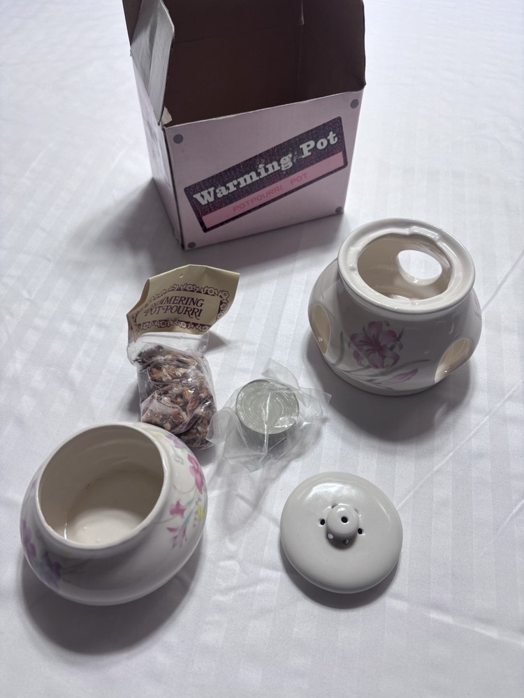 Mini Floral Clay Incense Burner with Candles Unbranded New