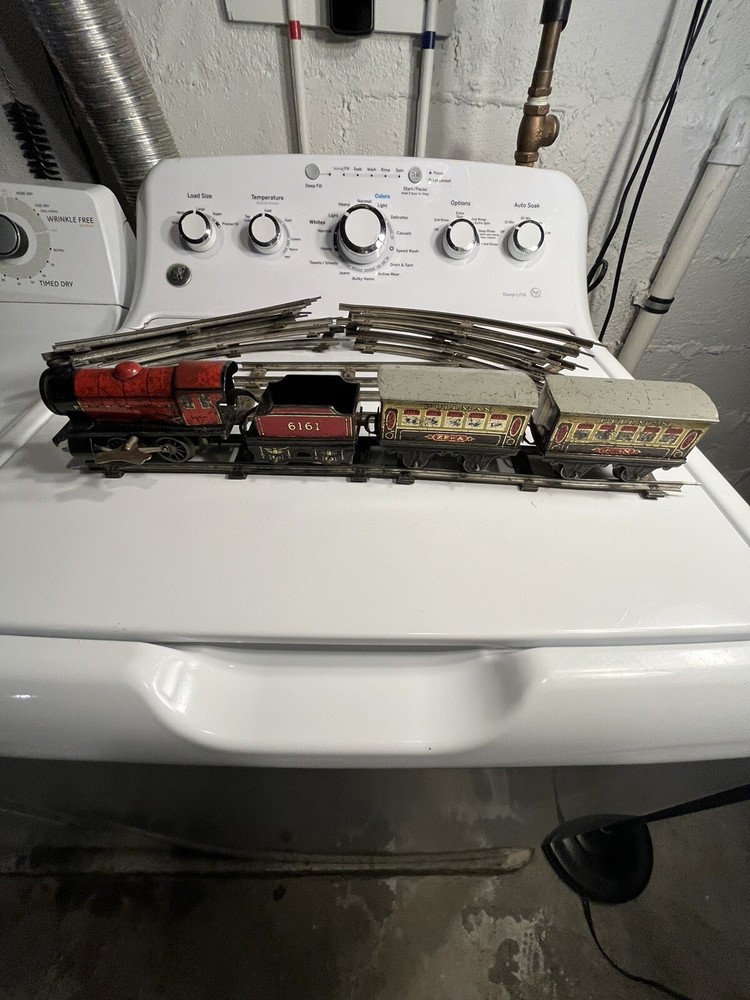 Vintage Hornby Wind Up Tin Train Set England
