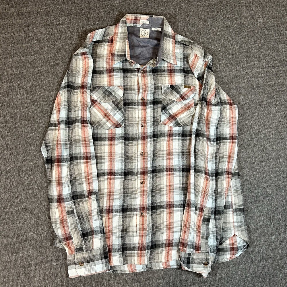 VOLCOM Button Down with Pockets Plaid Shirt Men's Size Large Casual Skater Fall