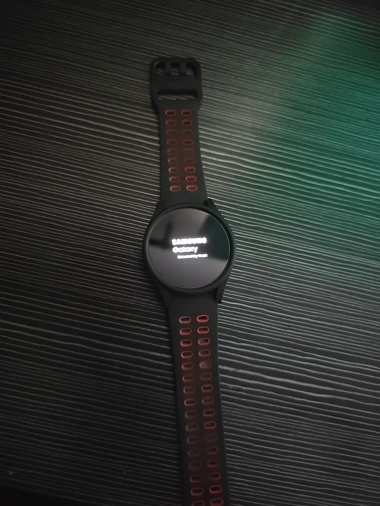 Samsung Galaxy Watch 4 (Bluetooth Only)