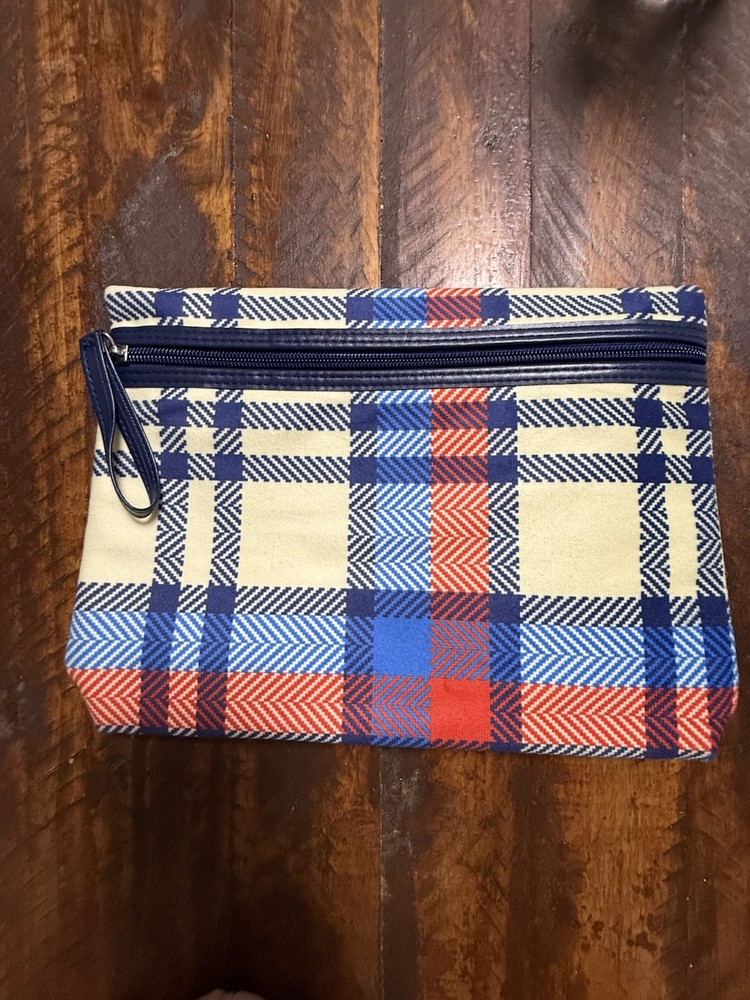 Stylish Makeup Bag for Cosmetics and Beauty Essentials