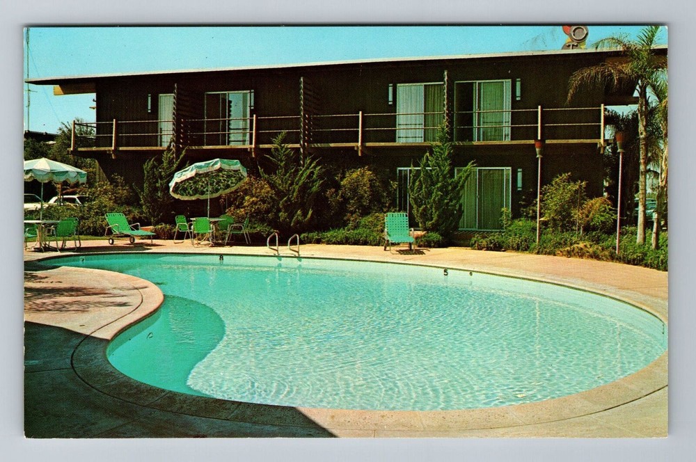 Fresno CA-California, Carousel Motel, Scenic View, Vintage Postcard