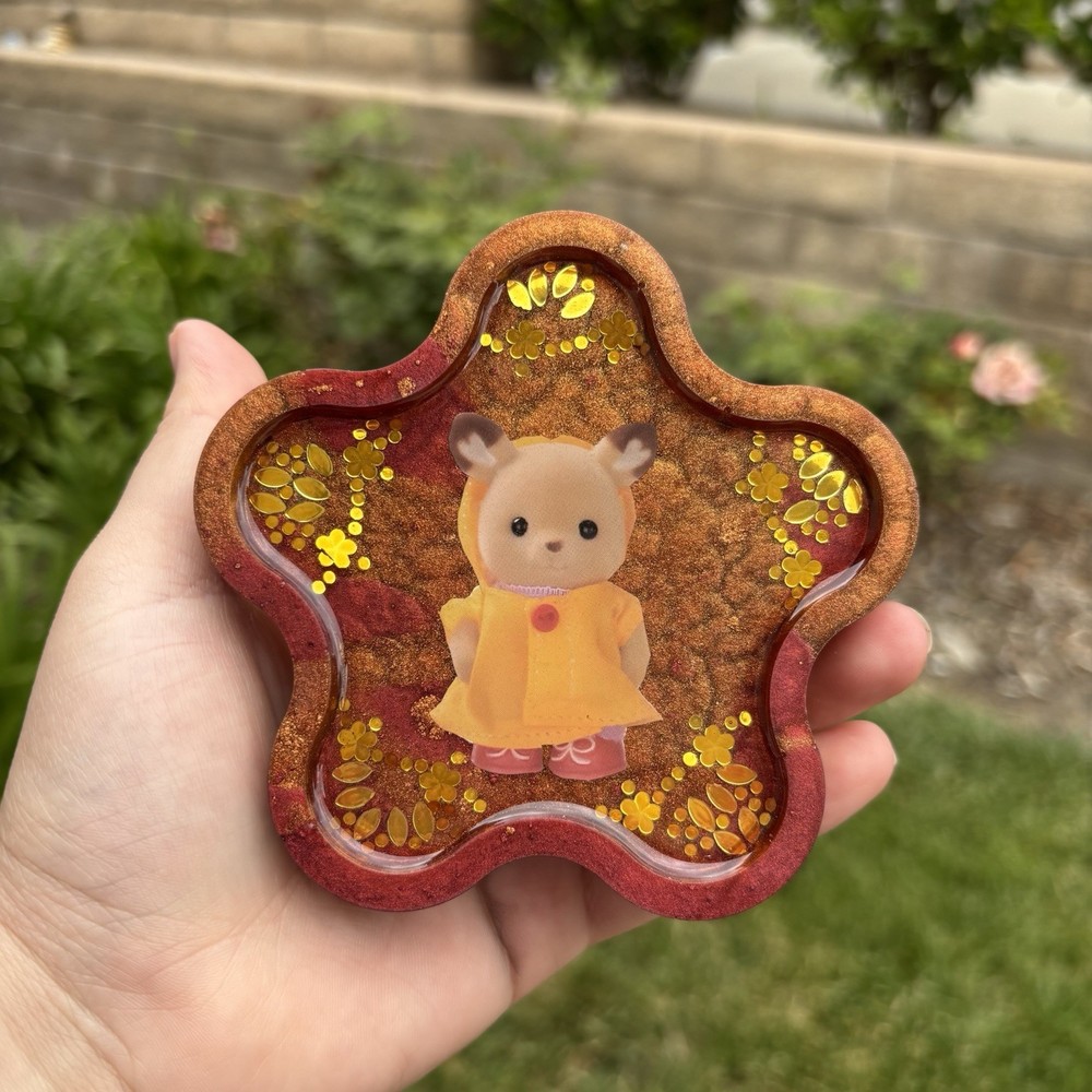 Bronze Maroon Color-Shifting Calico Critters Flower Resin Coaster