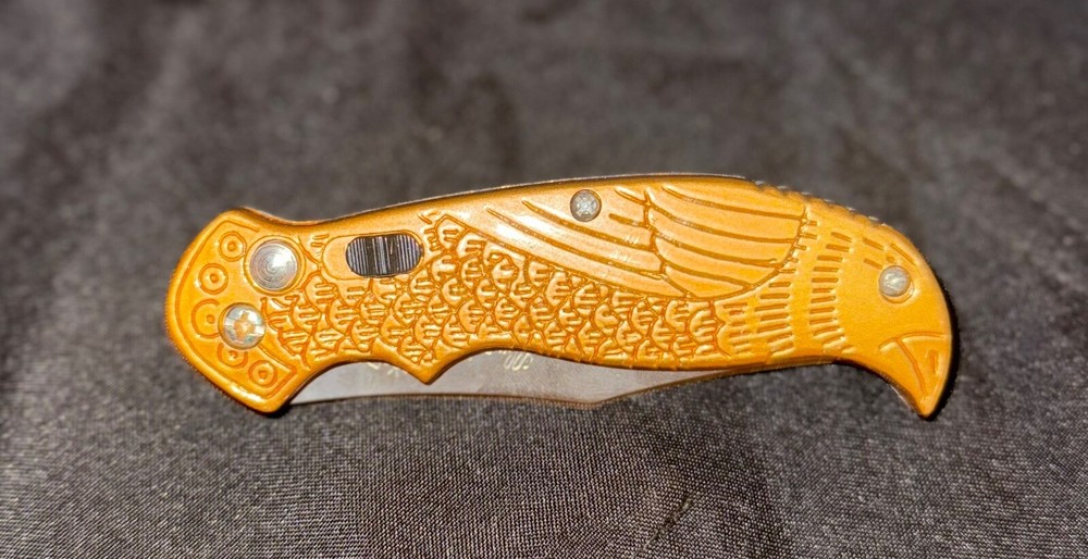 Folding collectors gold bird pocketknife 7.5”