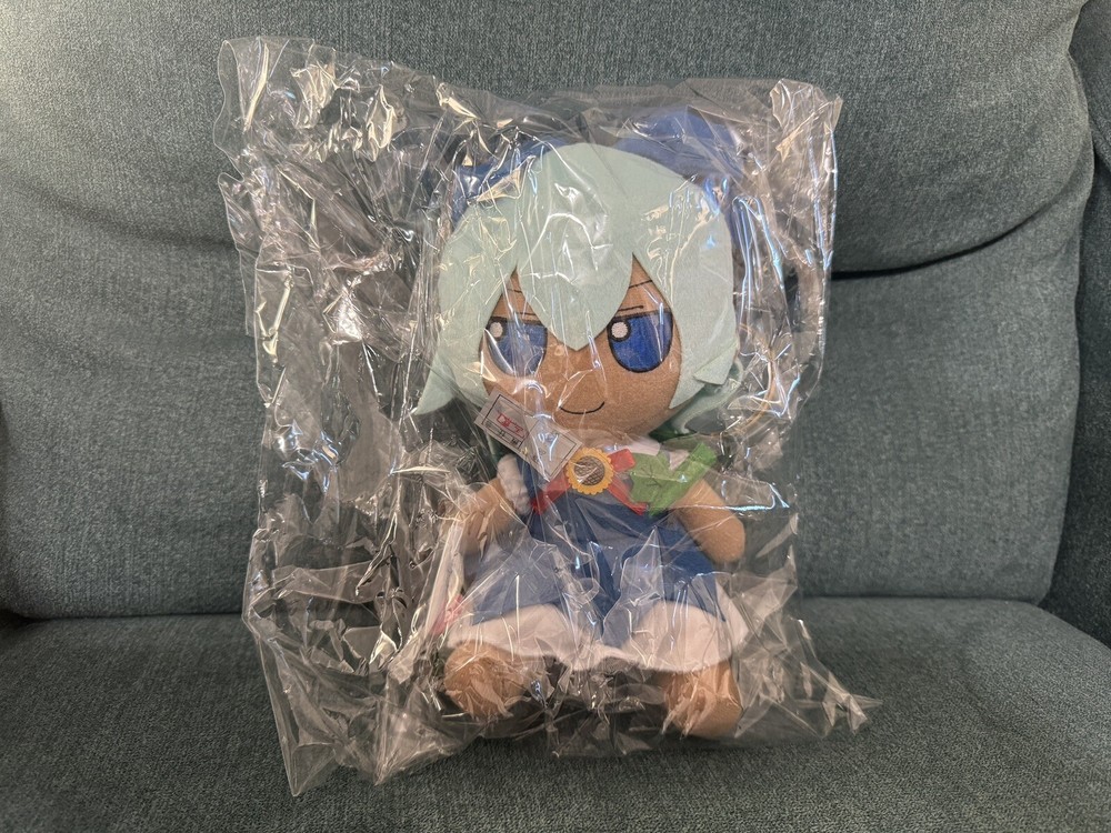 Touhou Project Sunburn Cirno Plush Doll Fumo Fumo Cirno Series 43 + Badge