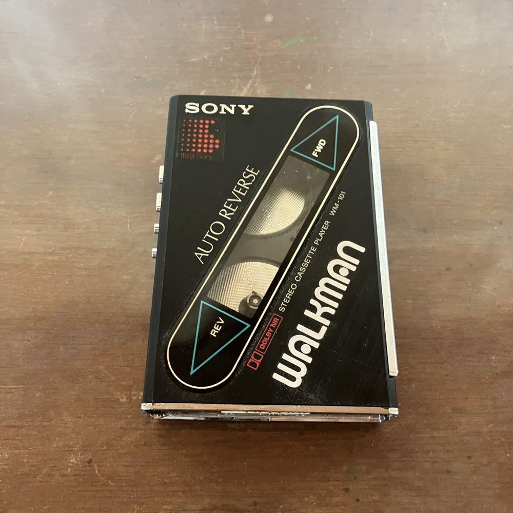 Sony Walkman Wm-101 Stereo Cassette Player Portable Music Player Vintage Audio
