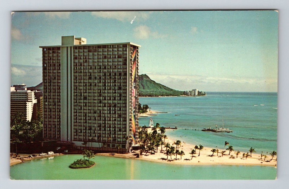 Oahu HI-Hawaii, Hilton Hawaiian Village, Waikiki Beach Vintage Postcard