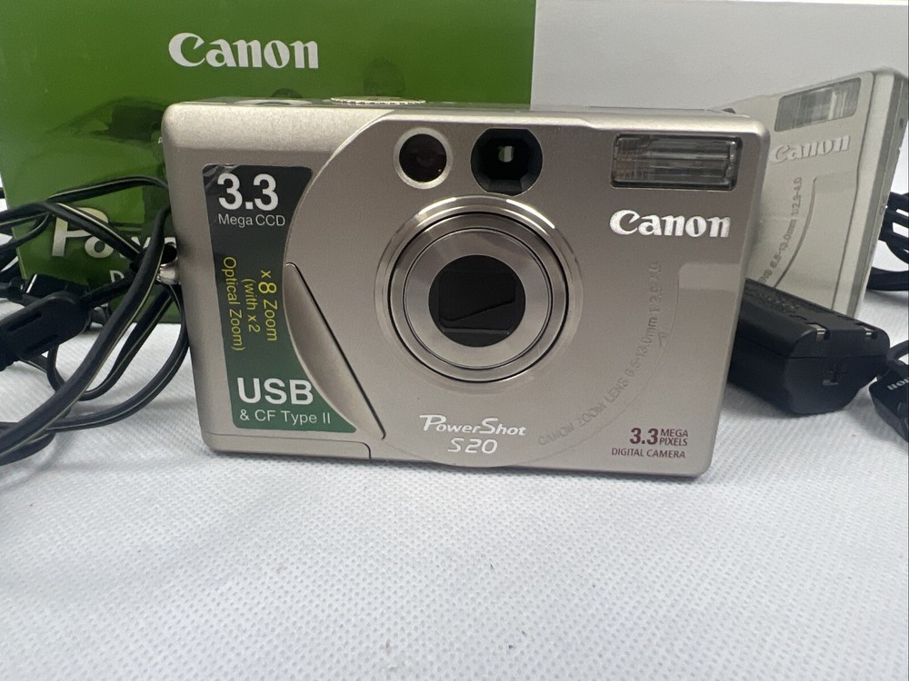 Canon PowerShot S20 3.3MP Digital Camera Silver NEEDS NEW BATTERY UNTESTED