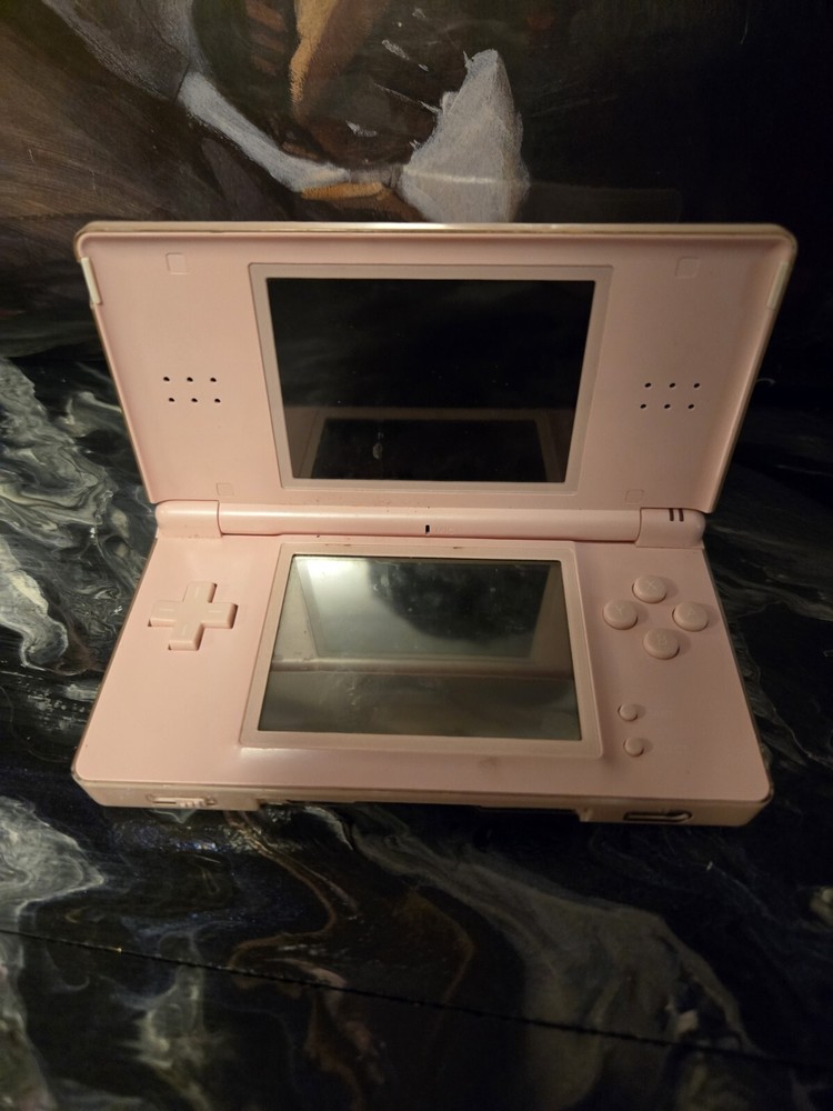 Nintendo DS Lite Console Coral Pink w/charger stylus USG-001