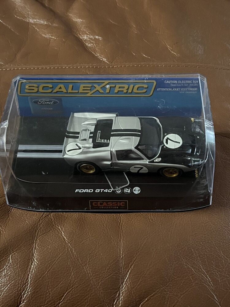 Scalextric Ford GT 40 MkII 1966 Le Mans No7 C2917  slot car Back Glass Need Glue
