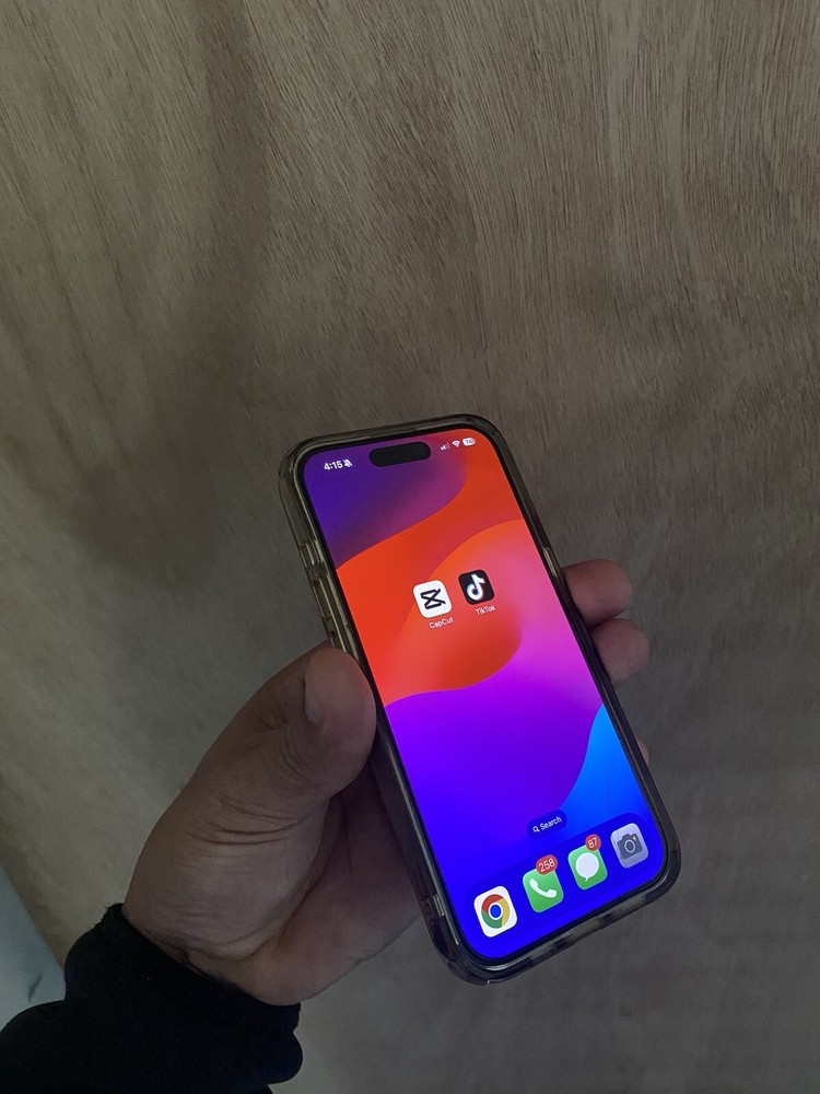 Apple iPhone 15 Pro - 128 GB - White (Verizon) with TikTok and CapCut