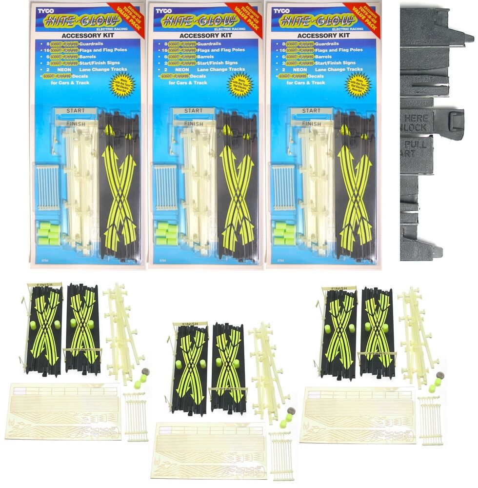 3pc 1977 TYCO HO Slot Car Track NITE GLOW Night Racing ACCESSORY KIT Carded 6794