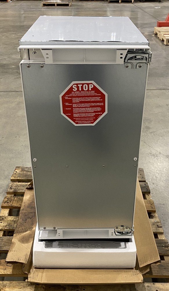 Scotsman 15-Inch Panel Ready Under Counter 30 lb Ice Maker SCCG30MA-1SU