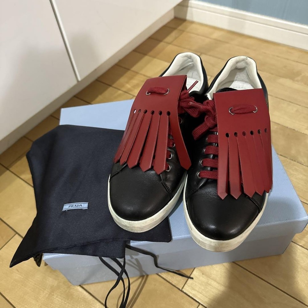 Prada Leather Sneakers Women Size 5.5US 37UK 23.5cm Includes Box & Drawstring Pre-Owned