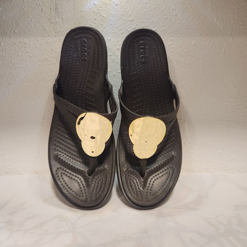 Crocs Women's size 11 SANRAH Liquid Metallic Wedge Flip Sandal Dark Brown W/Gold