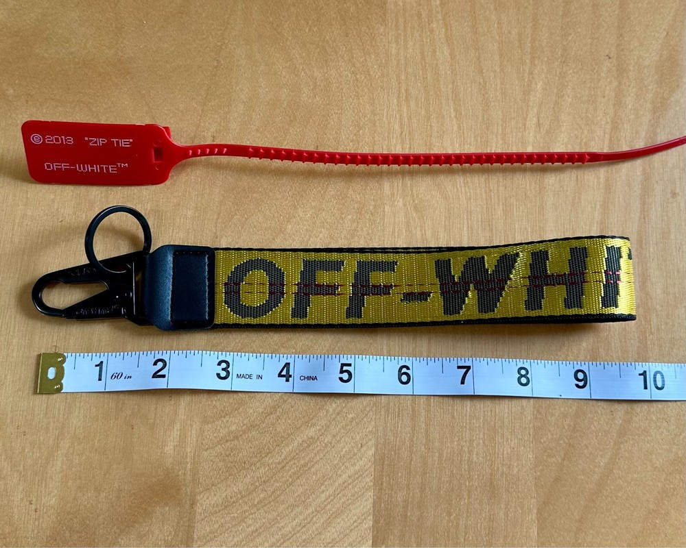 Motorcycle Keychain for Men & Women - Multi-Color Leather Wallet & Jeans Accessory