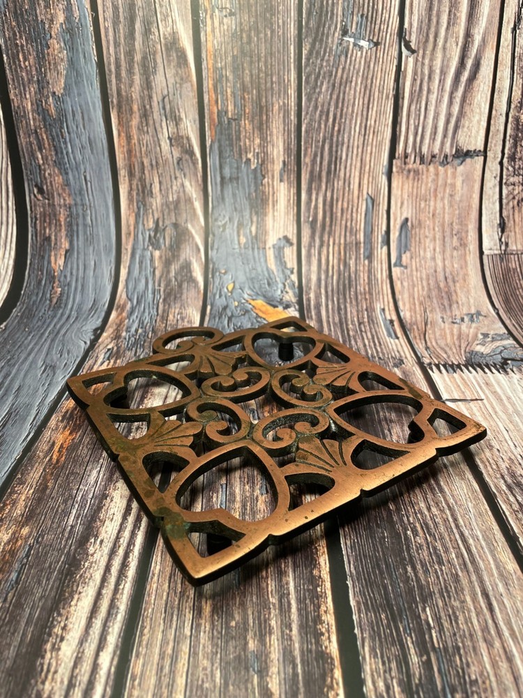 PAMPERED CHEF ROUND-UP FROM THE HEART COPPER PLATED SQUARE SHAPED TRIVET 2008
