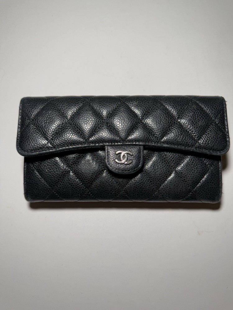 Chanel Wallet Gusset Classic Flap Quilted Caviar Long CC!