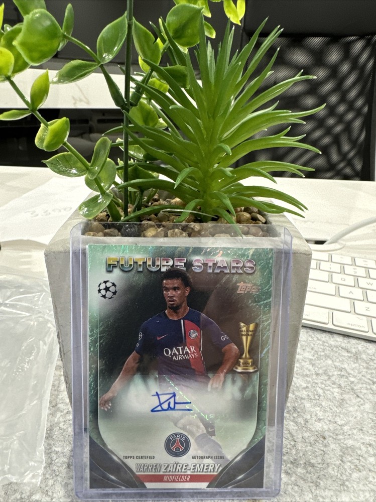 2023-24 Topps Jade UEFA Warren Zaire-Emery #FSA-WZ Future Stars Auto PSG