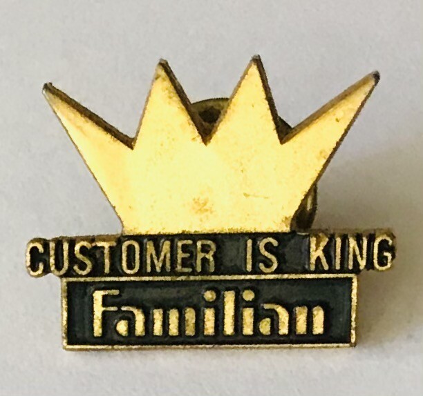 Vintage Familian Pin Badge Customer Is King Rare Collectible J11 Design-image