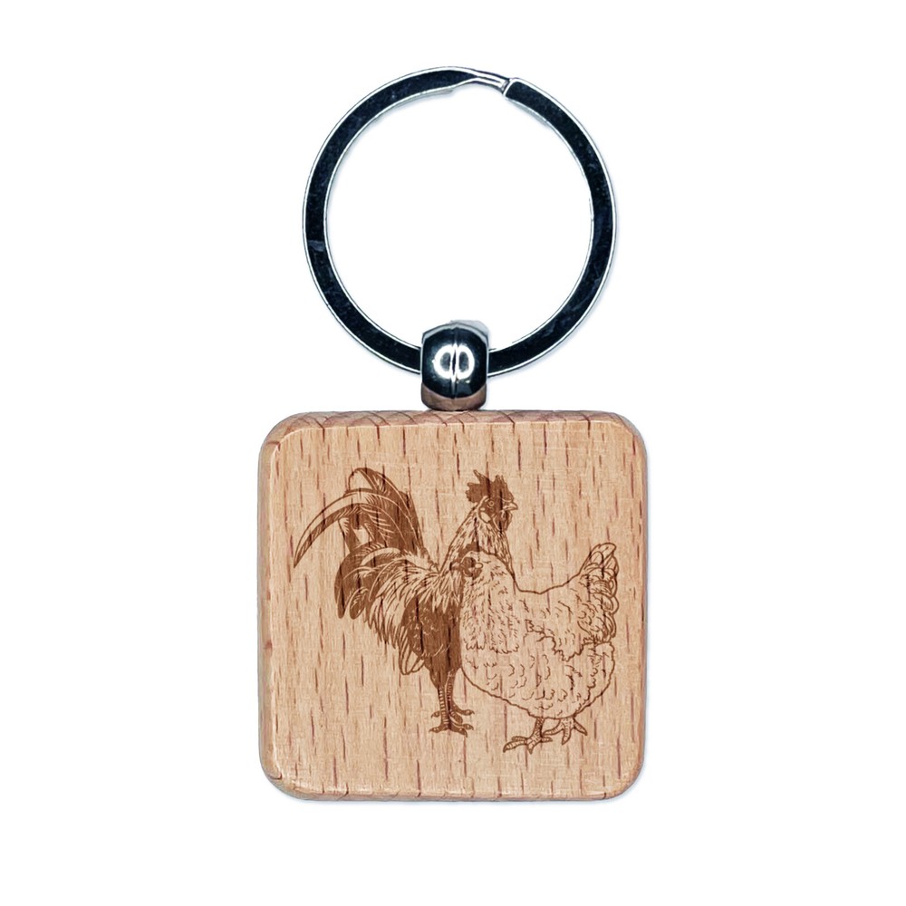 Llavero cuadrado de madera grabada para pareja de gallos y gallinas con etiqueta