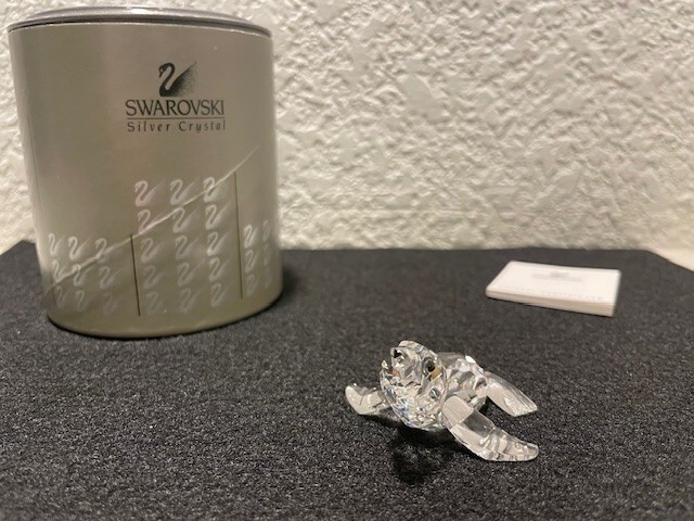 Swarovski Crystal Baby Sea Lion Figurine 7661NR000004 221120