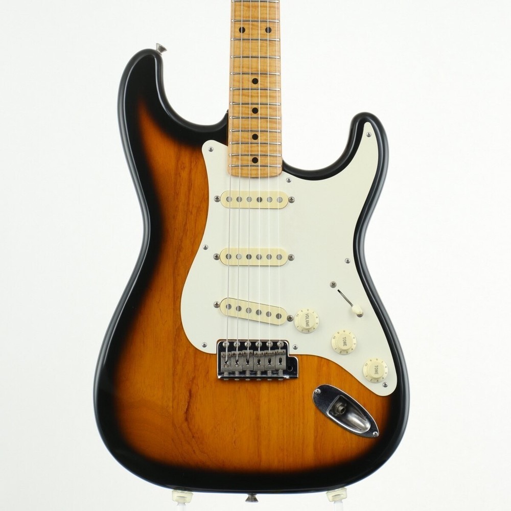 Fender Japan Stratocaster ST54-70AS 2-Tone Sunburst 1994 Electric Guitar