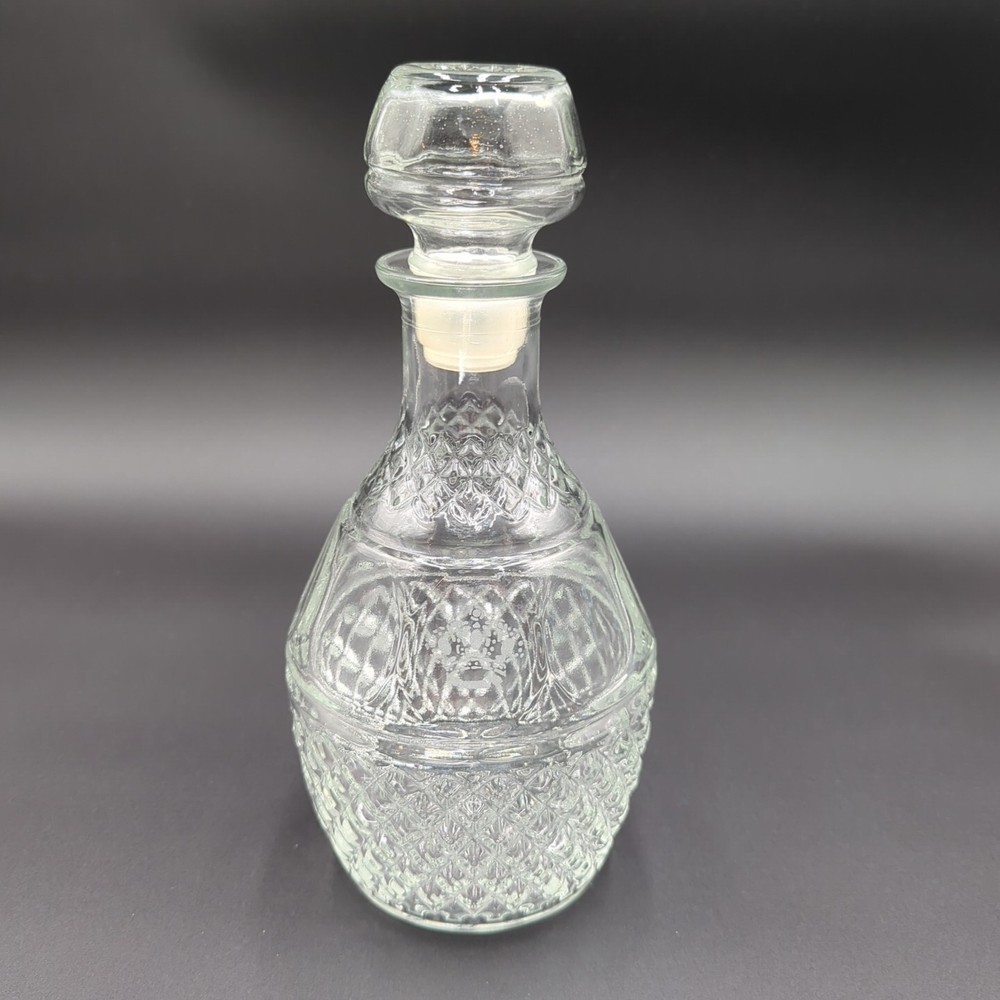 Wine Whiskey Liquor Decanter Etched Royal Crown & Grapes Diamond Cut w/ Stopper