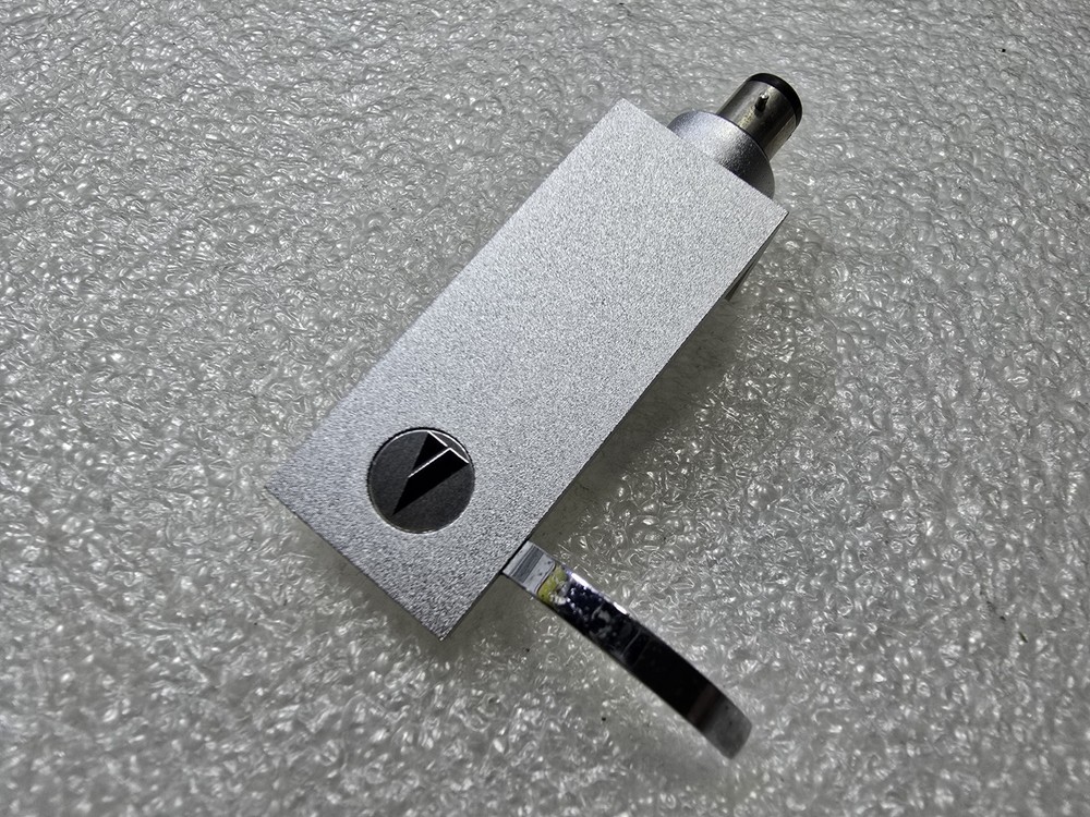 Audio Technica T-17 Headshell 17.5gr . Excellent Condition