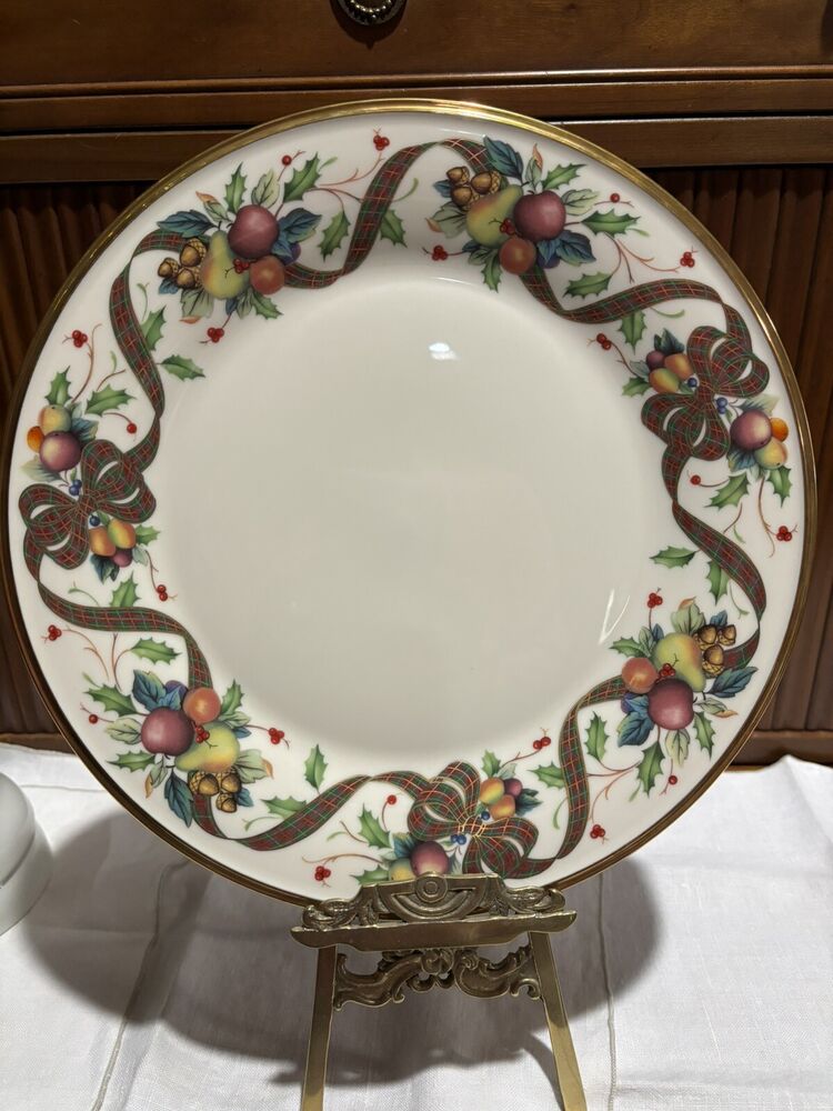 Lenox  Holiday Tartan Dinner Plate 10 3/4 