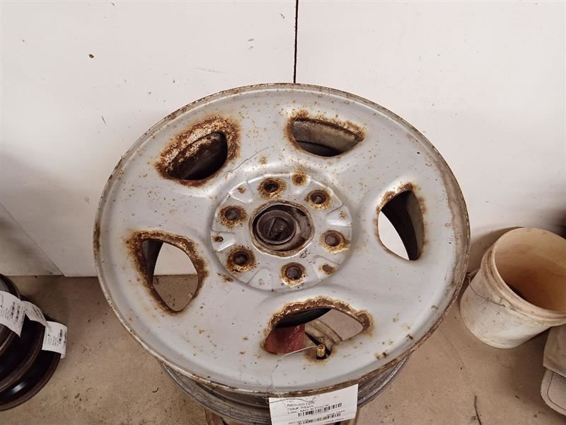 16x6-1/2 Wheel Rim from 2000 GMC Sierra 1500 11154492