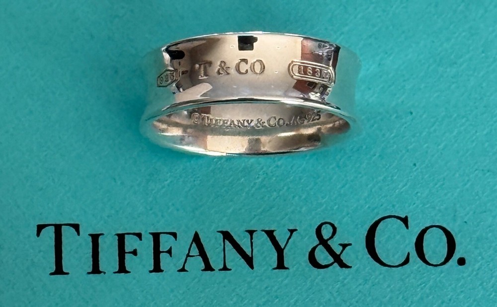 Tiffany & Co.   1837 Ring   7mm Wide Sterling Silver 925  Size  8    US