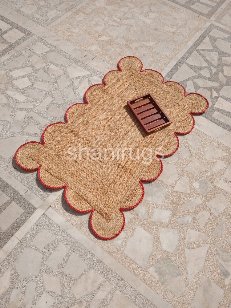 Scalloped Braided Jute Rug - Natural Kitchen Bath Mat with Decorative Edge