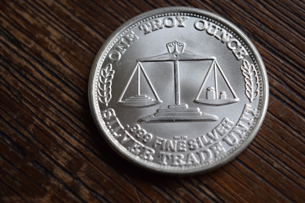 ONE~ One Troy Ounce .999 Fine Silver Trade Unit