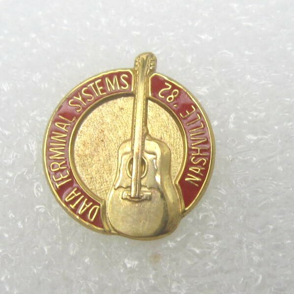 1982 Data Terminal System Nashville Tennessee Lapel Pin (B259)