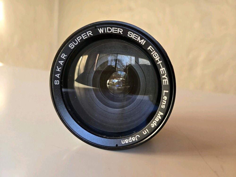 SAKAR SUPER WIDER SEMI FISH-EYE Lens with Black Leather Case Made in Japan