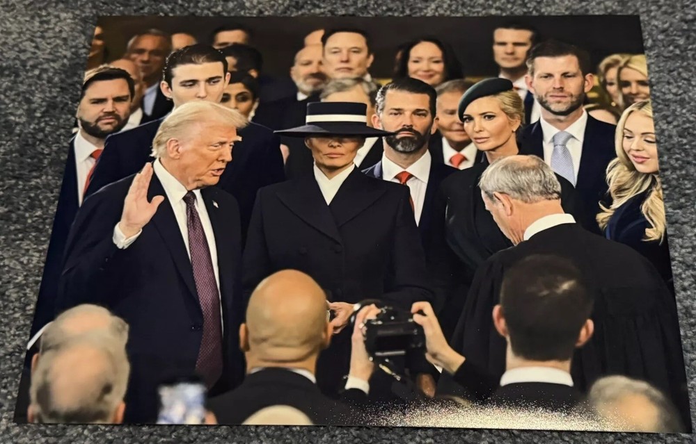 2025 Inauguration Swearing In President Donald Trump 8.5x11 PHOTO