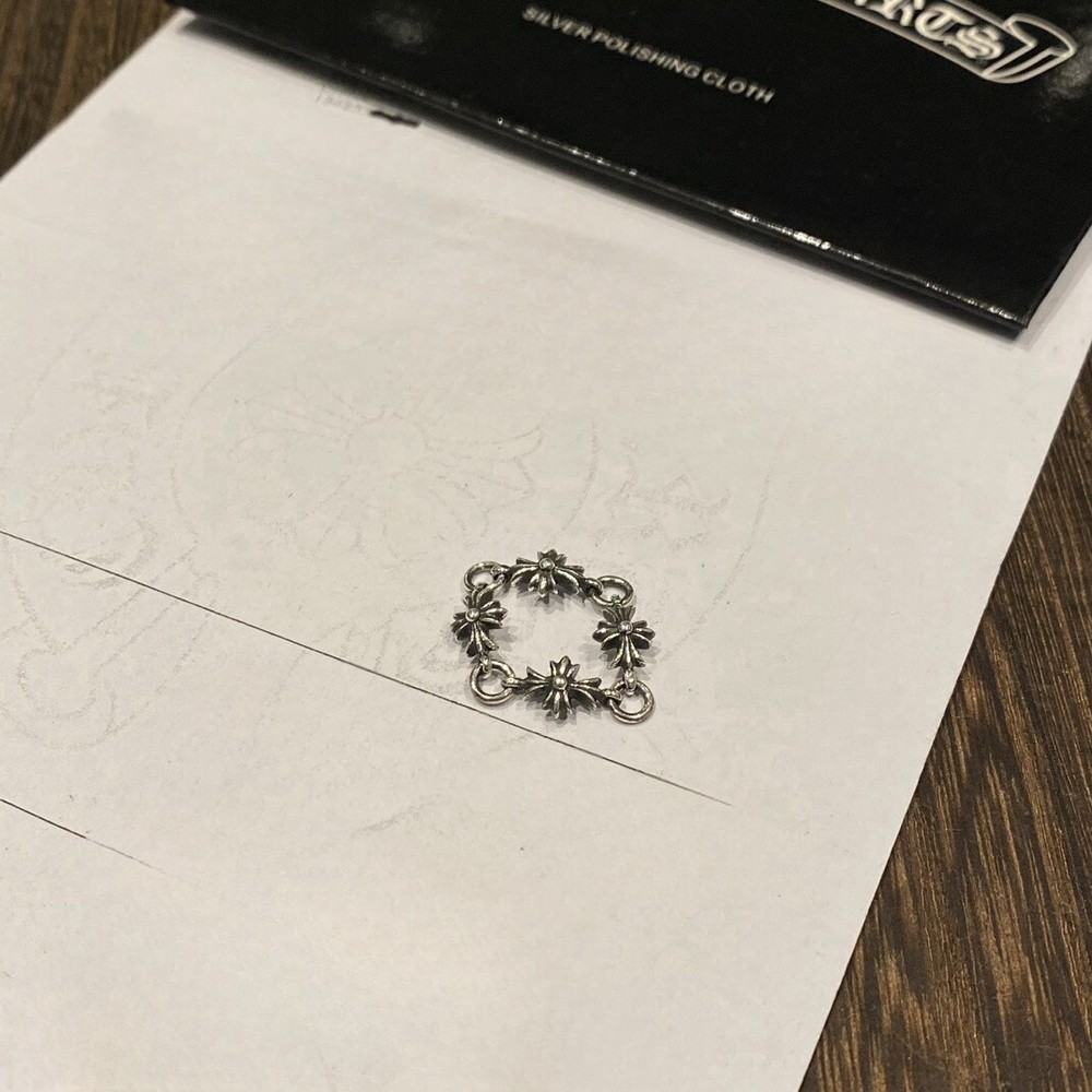 Chrome hearts tinye thin cross ring size8