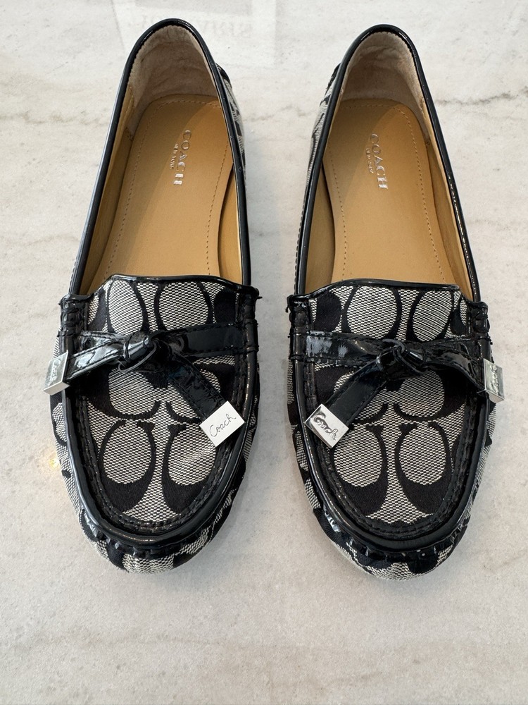 Coach Frida Signature Logo Black & White Womens Flats Size 7.5B