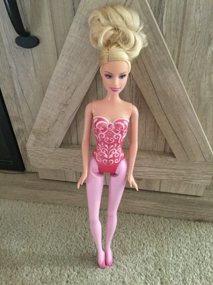 2008 Matell Barbie Ballerina #N5237 Barbie Doll Blond Hair Color Pink ColorLeg