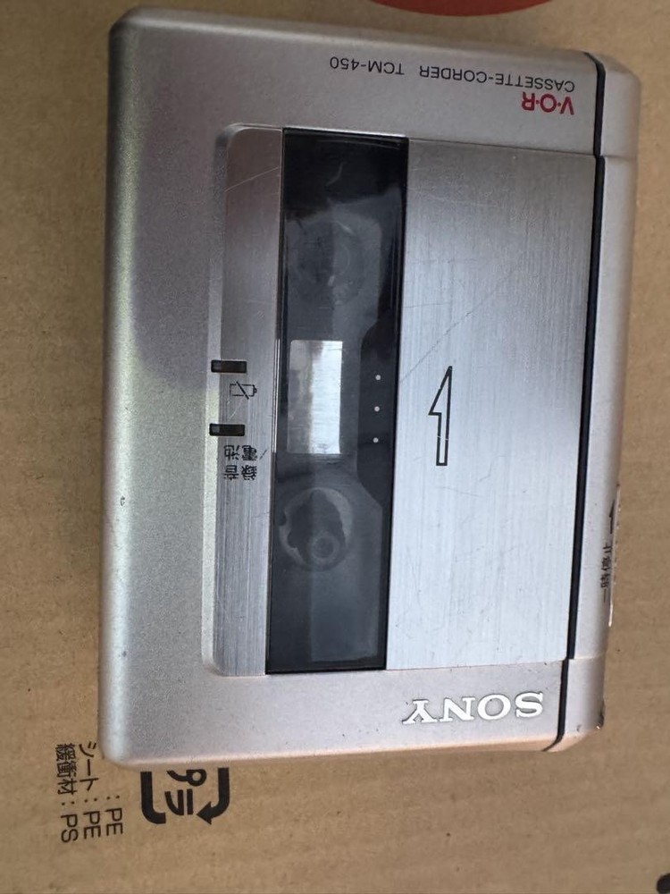 SONY TCM-450 WALKMAN Portable Cassette Player Recorder with AM FM Radio