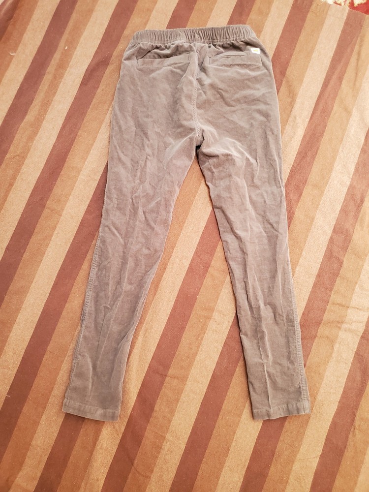 VUORI Men's Gray Corduroy Optimist Pants with Elastic Waist Button and Zipper