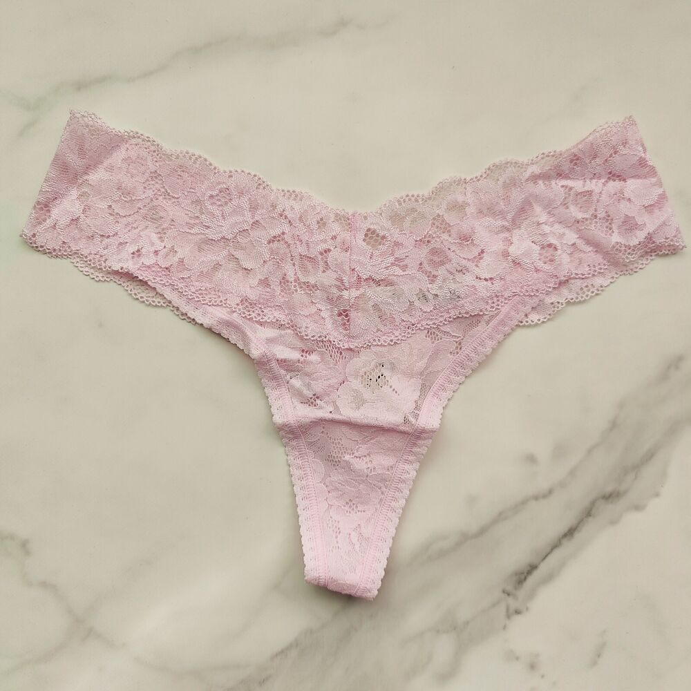 Soma Embraceable Signature All-Over Lace Thong Panty Party Pink SZ S/M/L