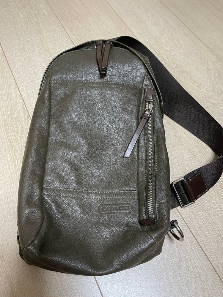 COACH olive green leather shoulder bag